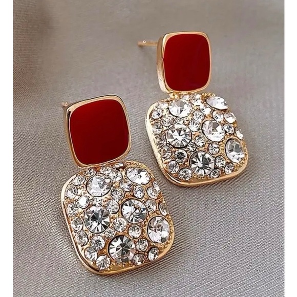 Jewelry - Brand New! Gold Red Sparkly Rhinestone Dangle Eaarings